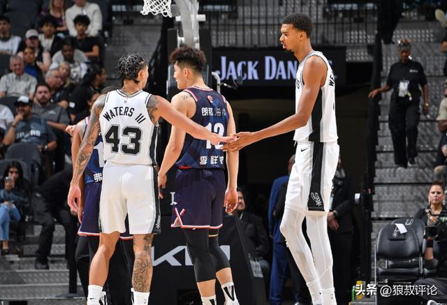 NBA季前赛：文班复出9+10+7 陈国豪13分 马刺31分大胜广州