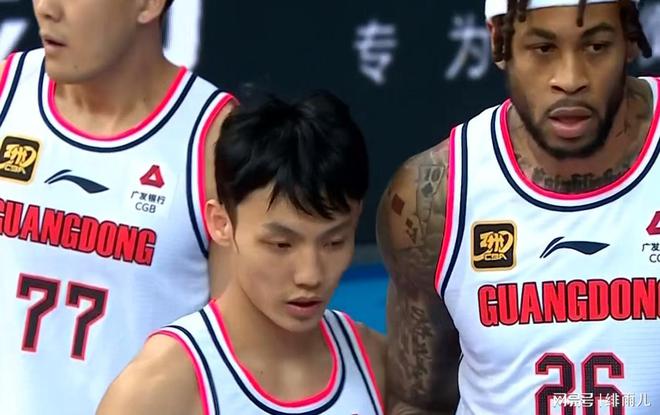 終于來了！NBA級強力鋒線加盟廣東隊，保送杜鋒“躺”進決賽？
