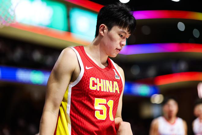 周琦寄语杨瀚森：到NBA的环境心态一定要平和，摆正自己的位置