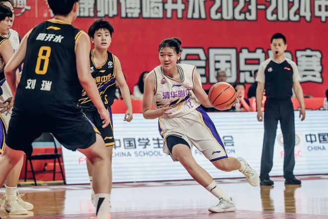 场均28+10！中国女篮又一15岁1米90新星崛起：联手李月汝妹妹冲冠