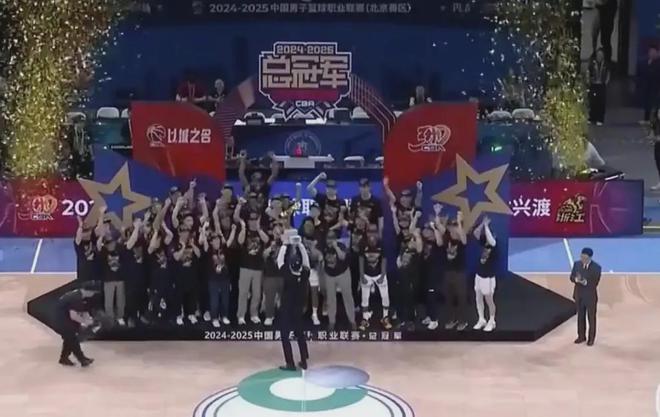 许利民下课悬念揭开！广厦北京7人能入选国家队，杜锋一针见血