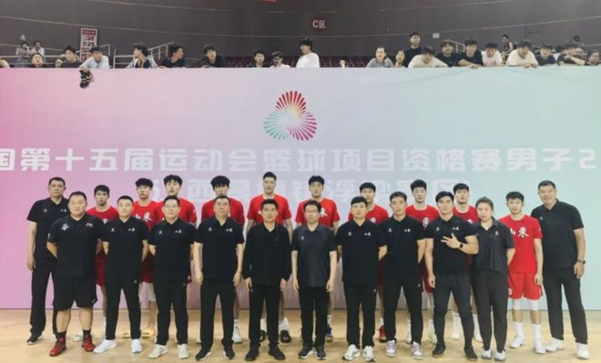 预选赛两胜三负，巩晓彬挂帅，山东U22男篮晋级十五运决赛圈