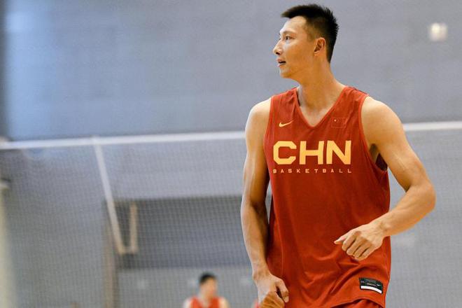 場均18.9+11.5！FIBA官網評U19世青賽歷史50大球員：易建聯第46