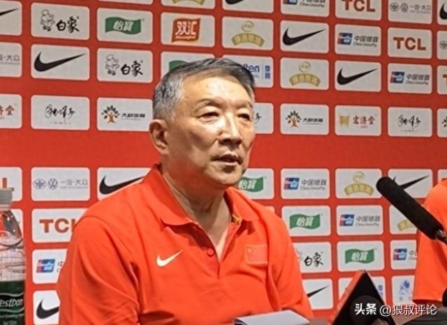 宫鲁鸣：李梦因伤未能随队出战 今年亚洲杯可能没有机会