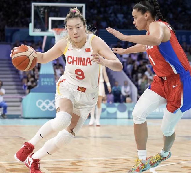 李梦落选女篮持续发酵，前国手力挺，媒体人称宫鲁鸣已给其留面子