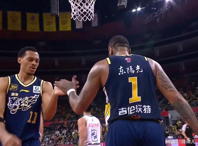 保底能进总决赛！广东锋线“王炸”确认到位，杜锋迎来争冠底牌！