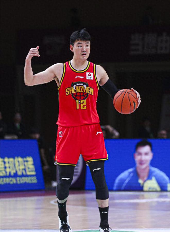 不会退役！CBA名将决定继续打，三年前还是男篮得分王