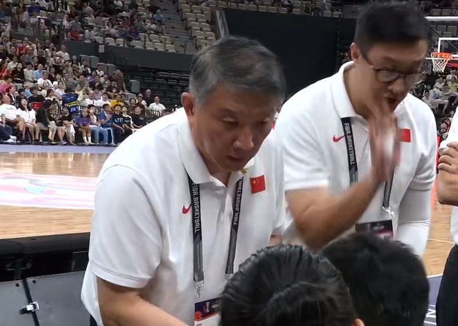 中国女篮输给日本9分！无缘决赛，宫鲁鸣赛后解读输球原因