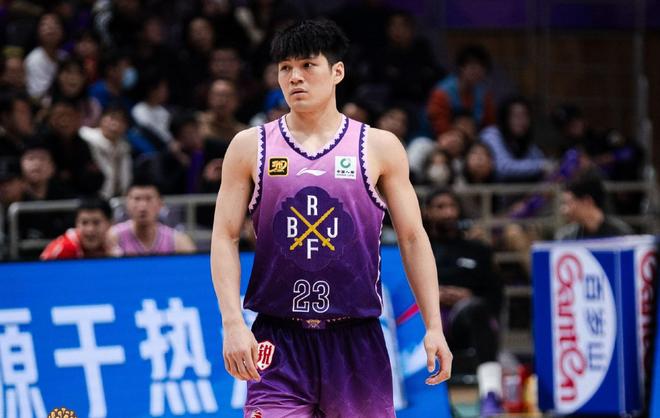媒体人：广州男篮求购陈国豪，向北控开出“最大诚意”报价