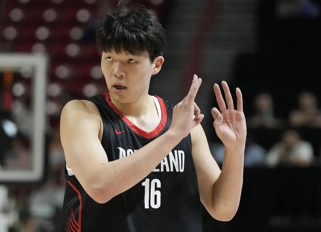 篮协终于办了正事！官宣杨瀚森缺席亚洲杯，8月回归开拓者训练！