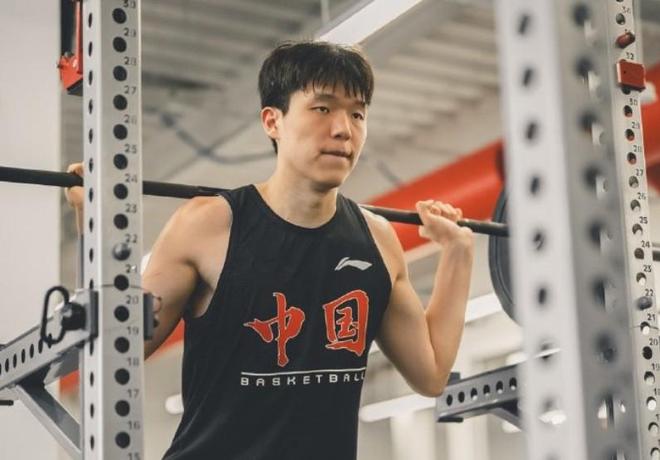 杨瀚森：感谢篮协和国家队的理解，我不会辜负这份信任