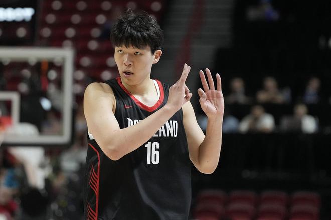 杨瀚森：很荣幸能被拿来和约基奇&姚明比较 适应NBA不是放弃特点