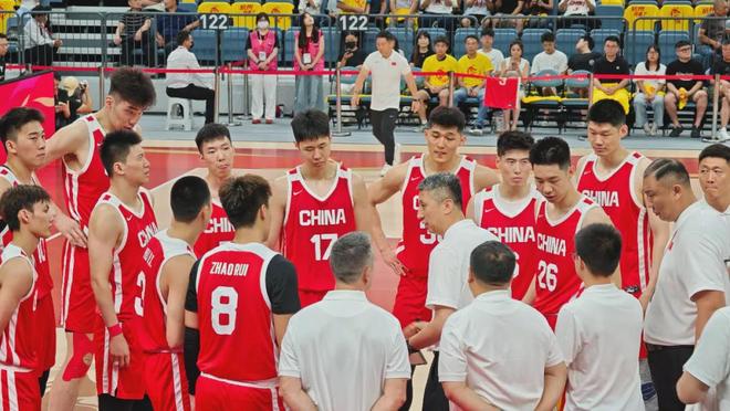 中国男篮亚洲杯大名单浮现！广东两将陪练出局，首发最强五虎敲定