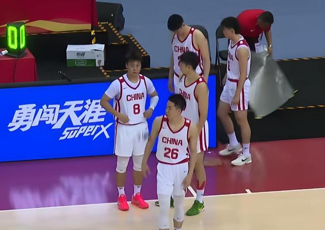 20分大胜！中国男篮豪取3连胜+12记三分射穿波黑，胡明轩8中1低迷