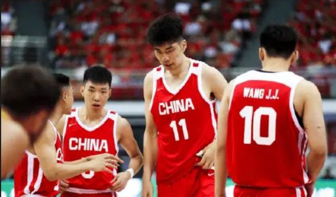 中國男籃3分險勝波黑！但卻曝出3大問(wèn)題，最后一個(gè)急需解決