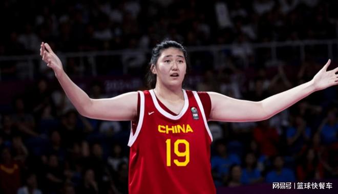 篮协又一大出昏招了？女篮这下被坑惨了：张子宇又错过一大赛事？