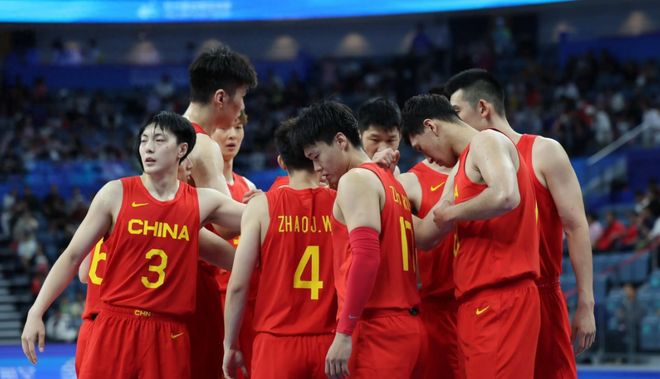 男篮五场热身赛总结：3人不能用，3人需调整，3将能扛大旗