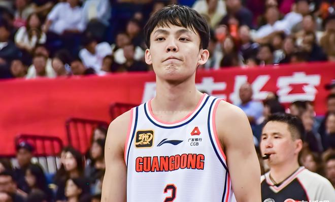 CBA无人可用？徐杰张宁坐板凳！郭士强培养26岁新星，周琦归队
