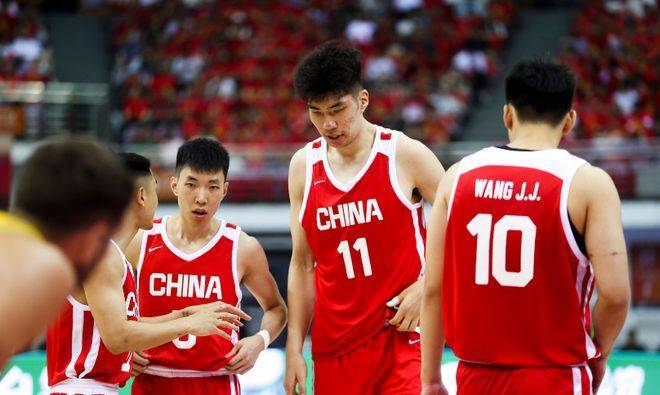 确定了！中国男篮官宣亚洲杯12人大名单 周琦无缘 张宁和徐杰落选