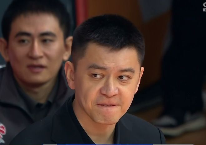 杨鸣不装了！请辽篮参与斗殴的2大主犯吃饭！禁赛3年也不放弃他们
