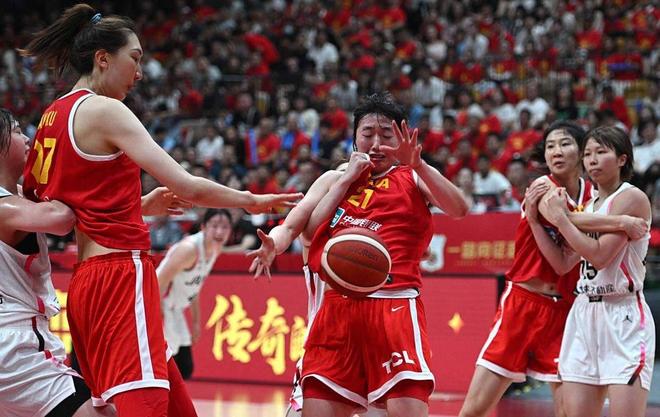 亚洲杯后恐有3人退出女篮国家队，后卫1人，锋线2人