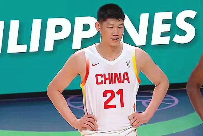中国男篮险胜沙特！4人表现优秀，胡明轩不及格，郭士强用人遭疑
