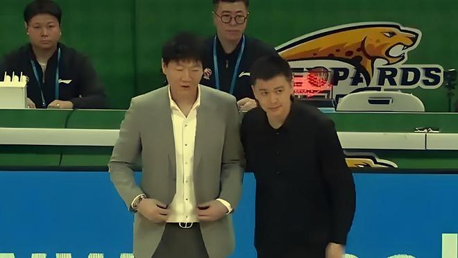 辽篮热身赛换人！杨鸣携五将参加，张镇麟被替换，玄冥二老也缺席