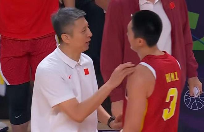 中国男篮31分大胜，胡明轩17分找回状态，胡金秋11+10赵嘉义17分
