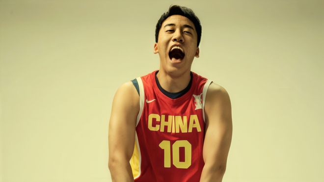 中国队12人全得分两连胜!王俊杰弹无虚发,胡金秋两双,胡明轩17+2