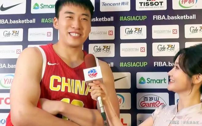 3场小组赛下来，王俊杰成男篮最大发现，却从没打过CBA