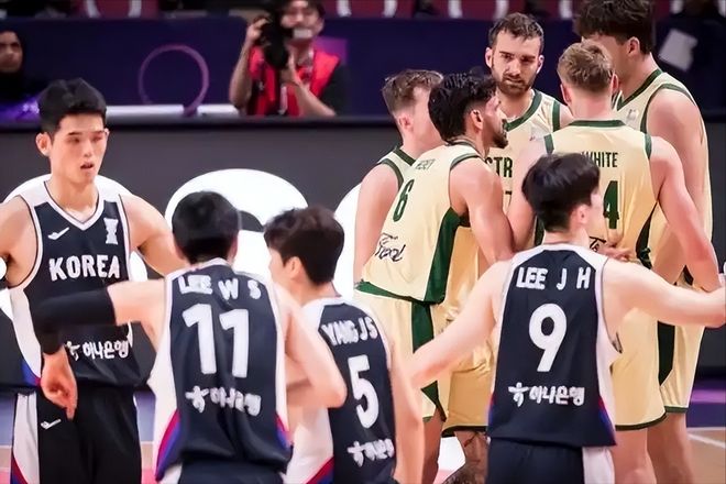 中国男篮好消息！1/4决赛对手再伤1位大将，打澳大利亚他狂砍20分