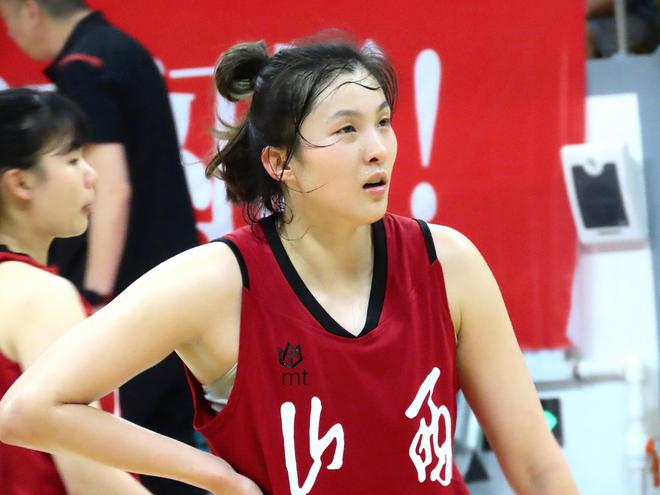 轰26+11+9！中国女篮又一27岁1米82前锋闪耀崛起：又美又能打