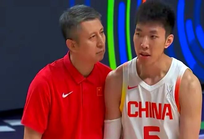 中国男篮晋级决赛，郭士强说出答案！做出3大改变，赵睿动情告白