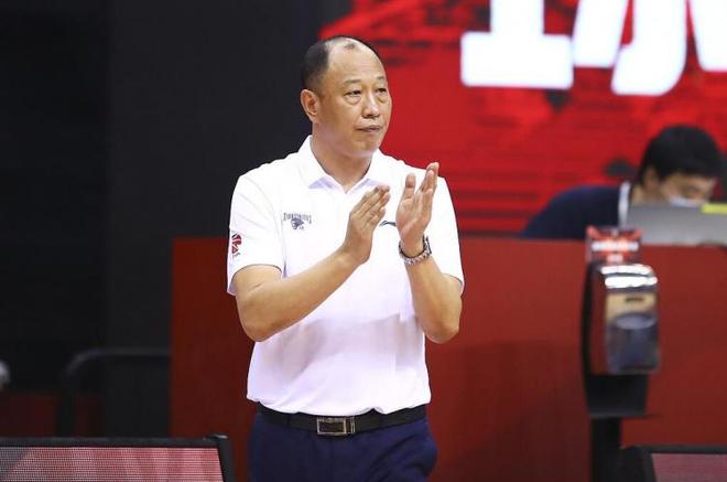 崔万军：相信在各方努力下 辽宁女篮重塑辉煌的日子很快会到来