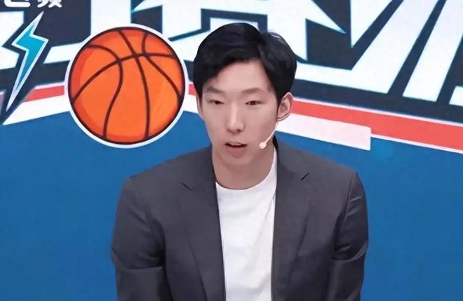 向钱看齐！打全运会赚钱、解说捞钱，球迷：怪不得周琦不打亚洲杯