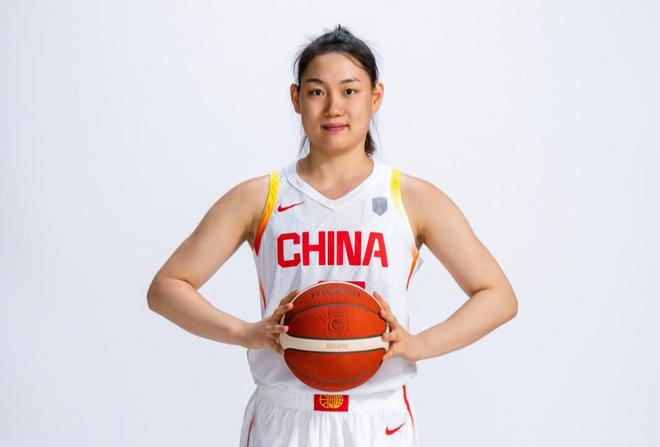 恭喜！中国女篮又一22岁1米81工兵出炉：亚运冠军转型看齐杨舒予