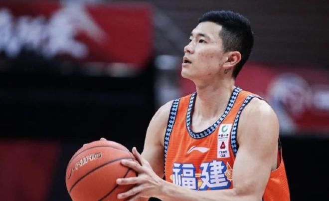 媒体人：山东男篮国内引援基本结束，高层对陈林坚状态反应不错