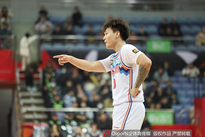 贾磊：在北京&新疆关于赵睿的交易谈判中 新疆更看重的筹码是现金