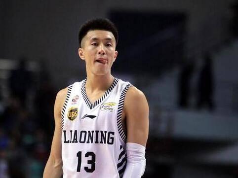 广州队和广东男篮5+2交易尘埃落定，这笔交易让郭艾伦开心了