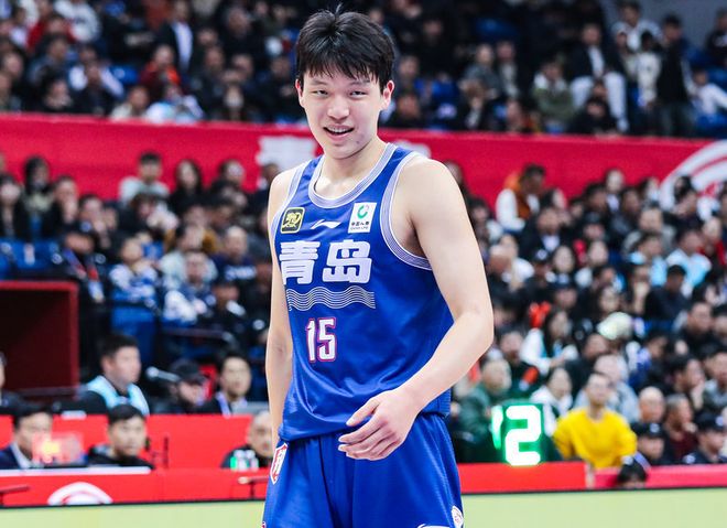 青岛男篮注册11人：杨瀚森赴NBA+国手赵嘉义加盟 王奕博尚未注册