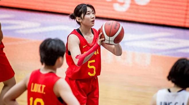 女篮又输日本！U16中国队丢冠，原因曝光，球迷痛斥该担全责