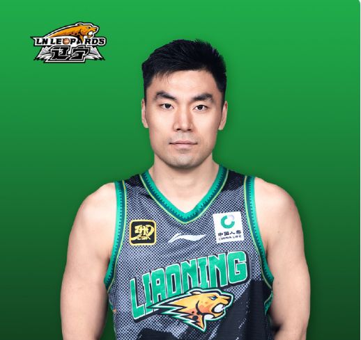 拒退役！曝李晓旭与辽篮续约 将征战第20季CBA历史第2人