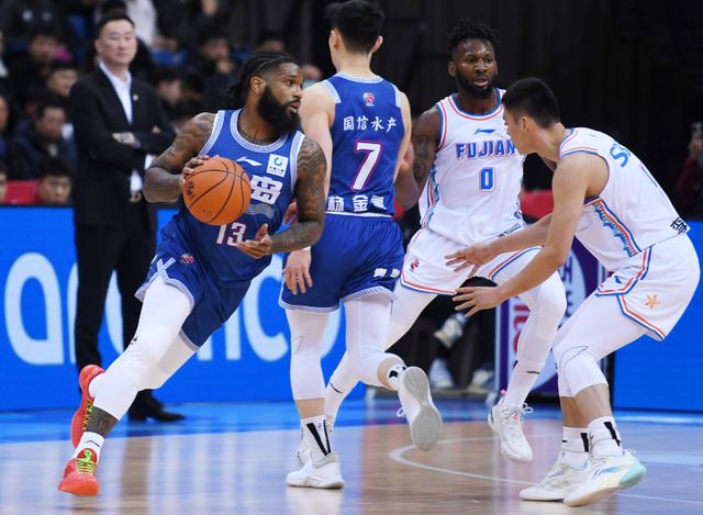 正式確定！CBA頂級后衛(wèi)完成簽約，加盟山東男籃，邱彪沖擊前四
