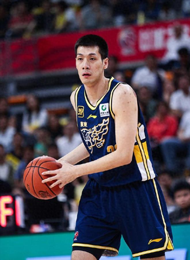 正式退役！CBA名將擔(dān)任廣東助教，輔佐杜鋒
