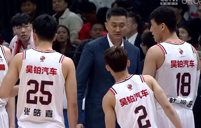 广东男篮12人大名单基本确定，三大外援+六大国手，杜锋志在夺冠