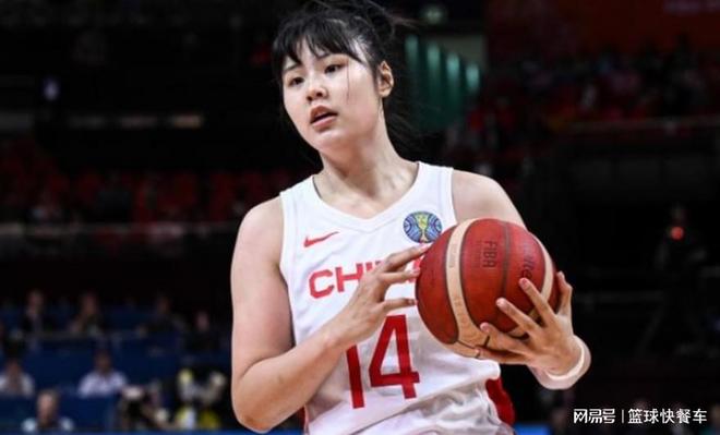 中国女篮又有大动作？李月汝要当老板了：第一中锋将收购欧洲球队