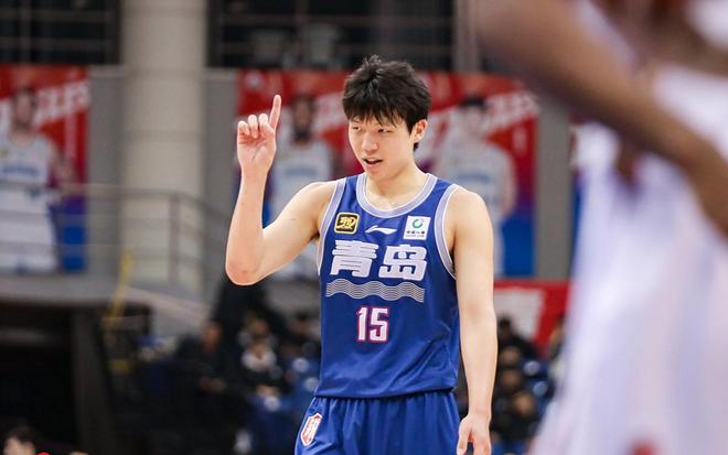没有杨瀚森、余嘉豪！CBA重排8大中锋，两老将还能打，杜锋拿好牌