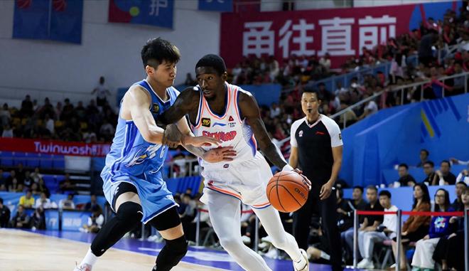 坐地起价！多家俱乐部追求CBA得分王，加盟广东宏远希望渺茫