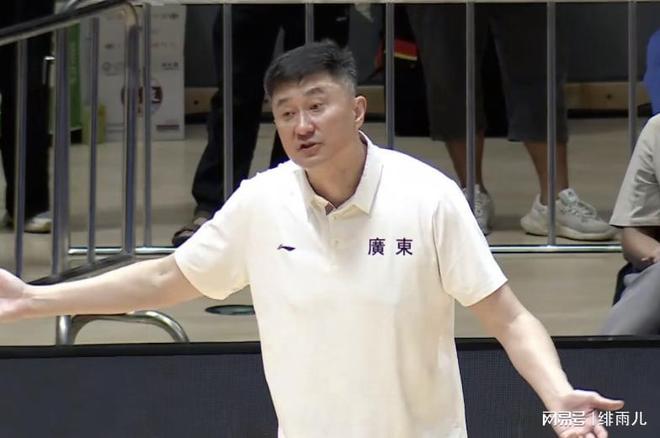 终于打出来了！张昊打成广东队锋线大腿，杜锋直接给出首发三号位