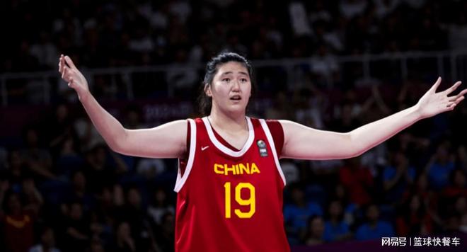 女篮热身赛遭央视无视？中国队战欧洲劲旅被弃播：张子宇领衔出战